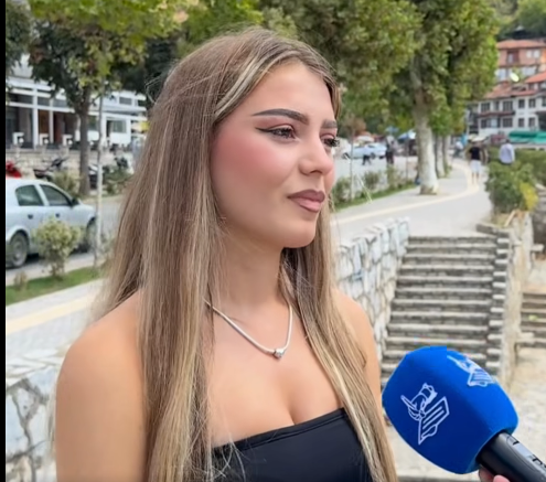 “Familja ma kan gjet te fejumin, me mire eshte familjarisht. Shume eshte i sinqert dhe din qysh me u sill, 3-4 dite me kalu pa te merzitna …”