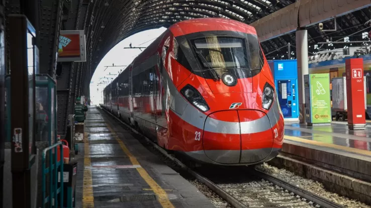 Tragjedi në Gjermani: Nëna sakrifikon jetën për të shpëtuar vajzën e saj