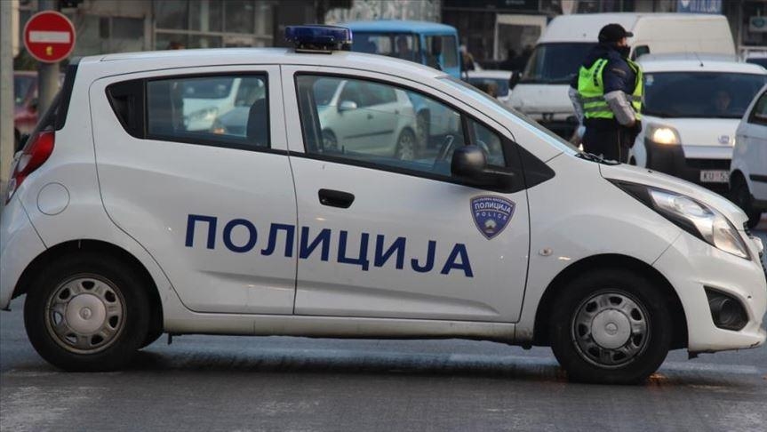 Shefat nuk ia dhanë mëditjet, punëtori nga Shkupi u dha dajak!?