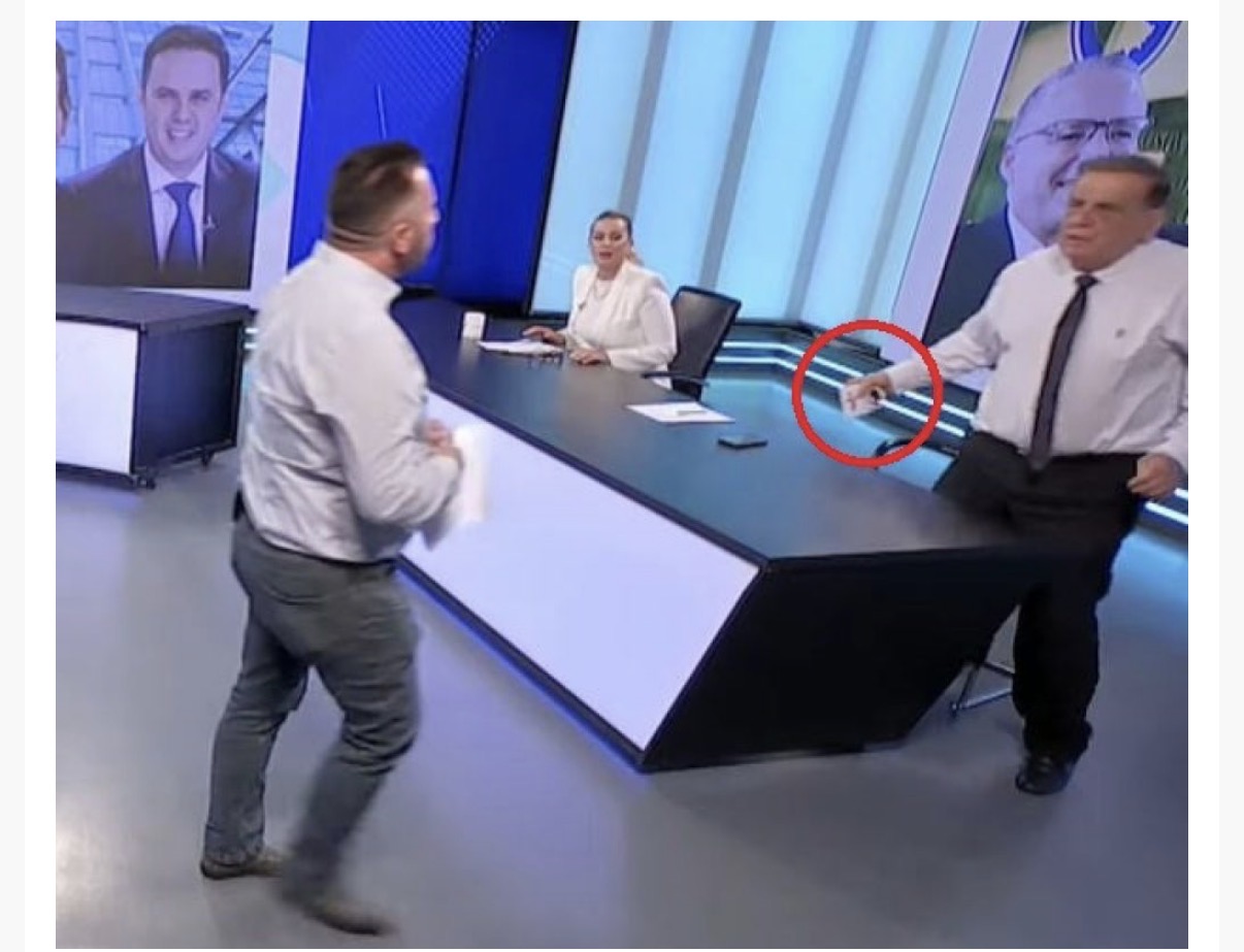 Përplasja verbale shndërrohet në fizike dhe personale