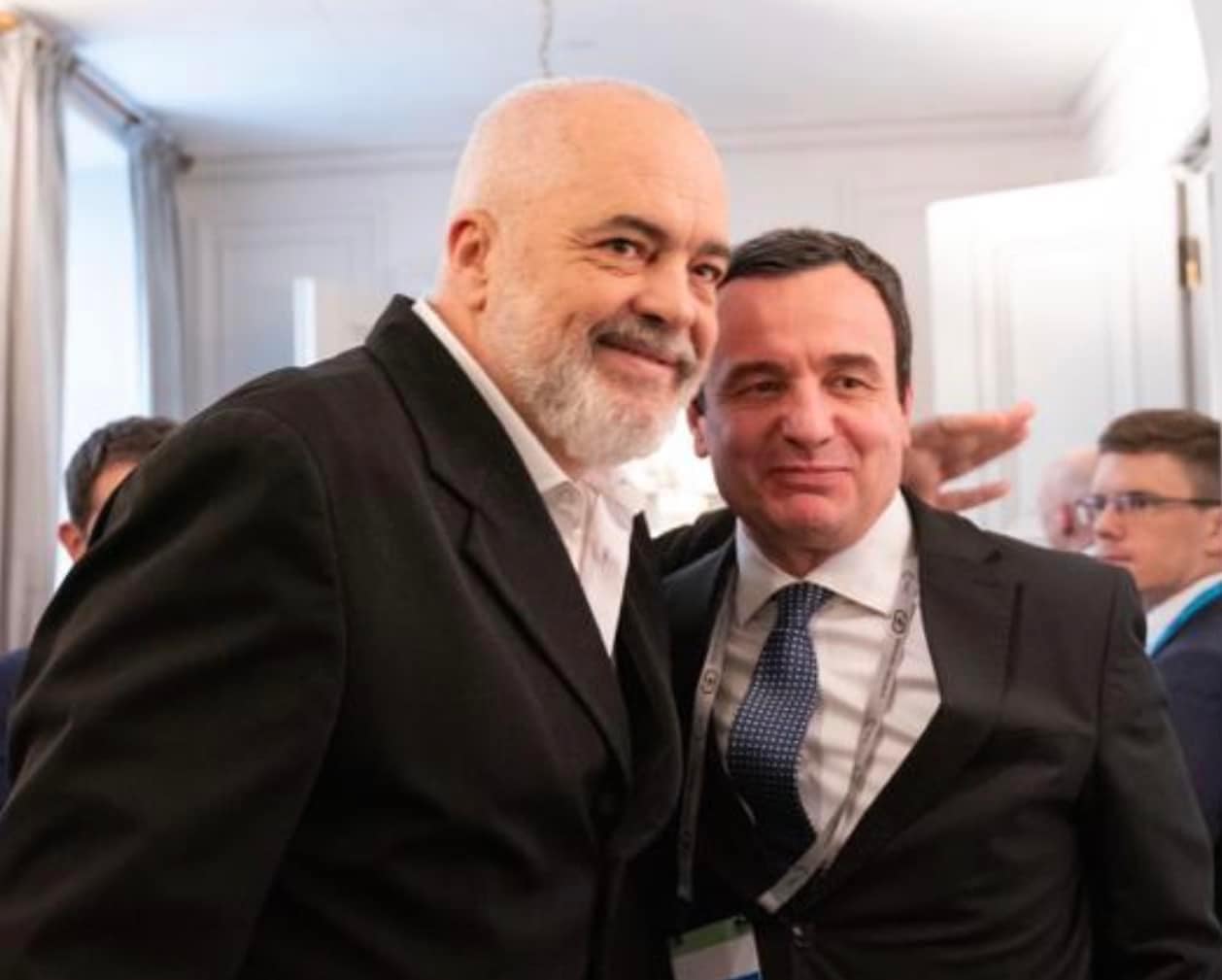 Rama zbulon prapaskenat e takimeve me Kurtin: “Po të kishte kamera, do habitej dynjaja”