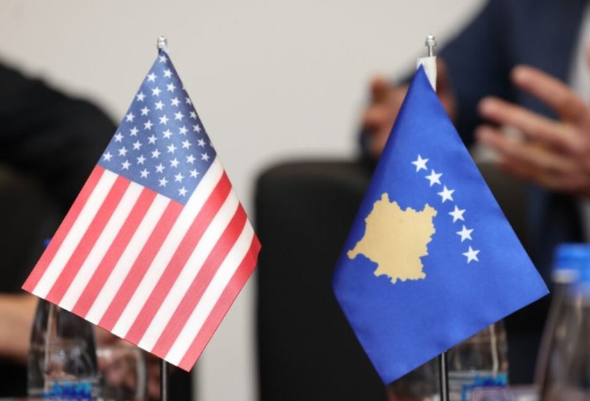 Deklarata e ish-ambasadorit amerikan ngjall reagime të forta në Kosovë