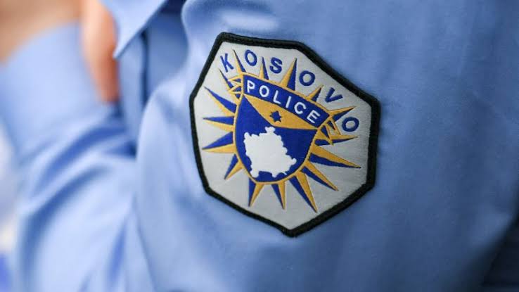 Vjedhje e madhe në një market në Klinë, hajnat marrin rreth 20 mijë euro – Policia jep detaje