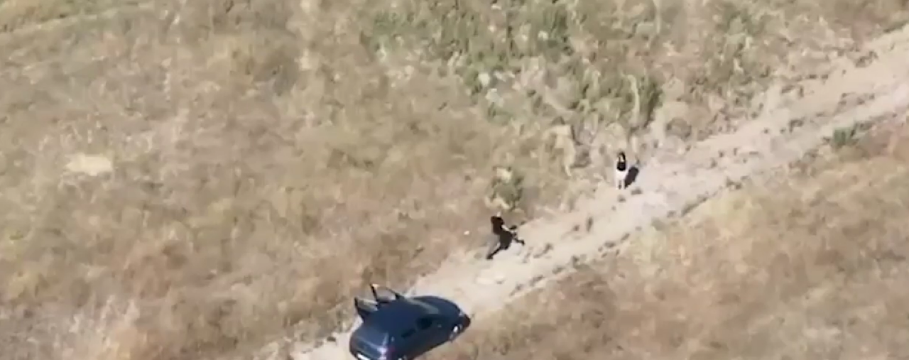 Publikohen pamjet e momentit kur Refit Buzi liroi ish-partneren e tij pas disa orësh pengmarrjeje