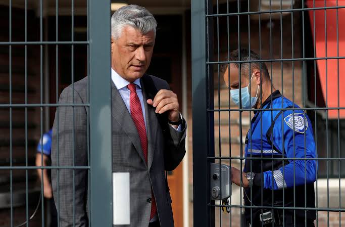 Ekskluzive: Thaçi ofron 50 mijë € dorëzani, tregon çka synon të bëjë pas lirimit me kusht
